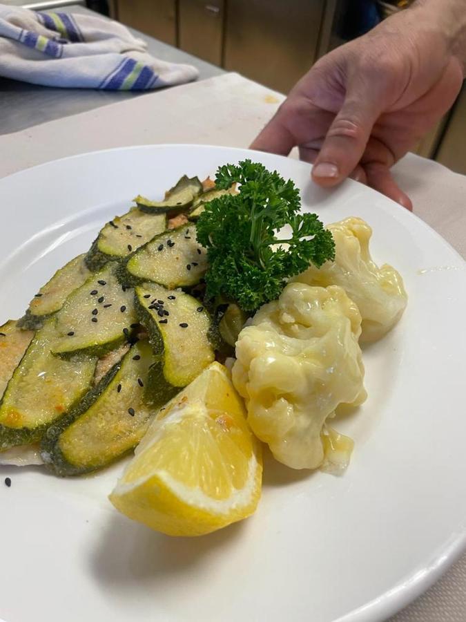 Hotel Ristorante Da Franco ゼーフェルト エクステリア 写真